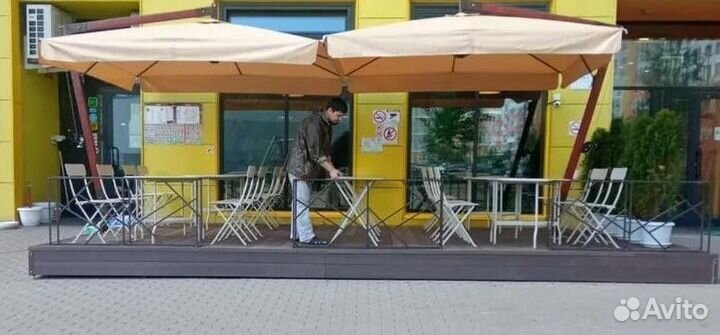 Уличный зонт для кафе