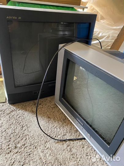 Телевизор samsung