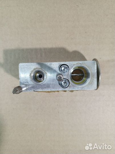 Клапан кондиционера Peugeot 308