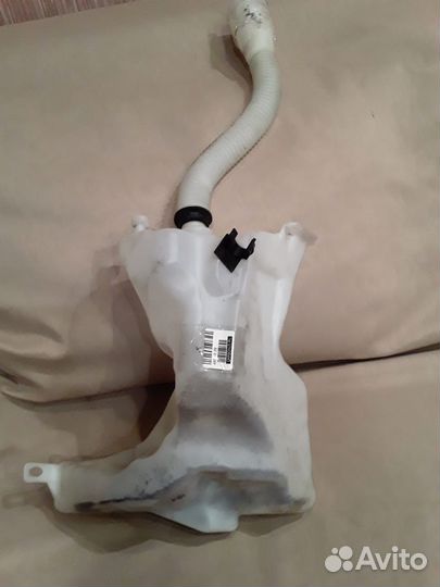 Бачок омывателя peugeot 308