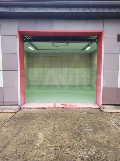 Гараж, > 30 м²