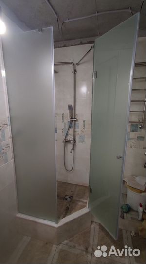 Душевая кабина