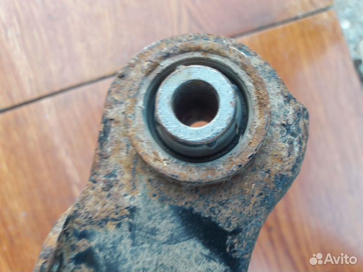 Рычаг задний Mitsubishi Outlander 2