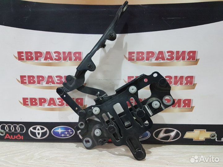 Петля капота левая Bmw 5-Series F10 N52B25 2011