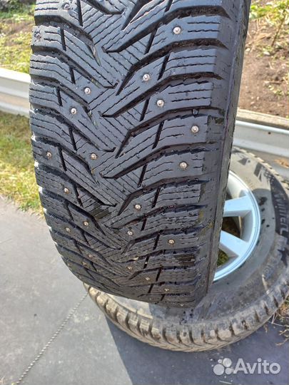 Колеса зимние на дисках субару
