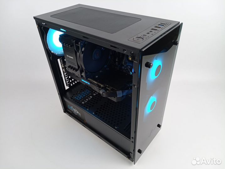 Ryzen 5 5600, intel i7 10700, RTX 3080, RX 5700 XT