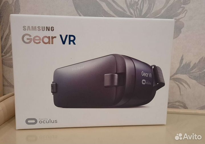 Очки виртуальной реальности Samsung Gear VR