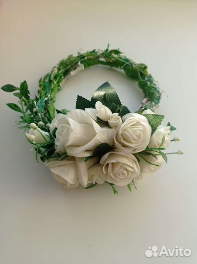 Венок тика для волос