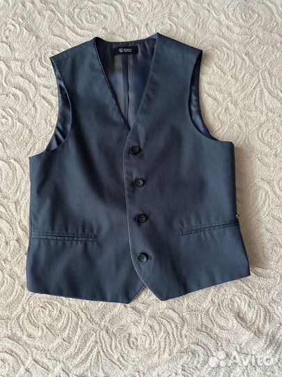 Костюм тройка