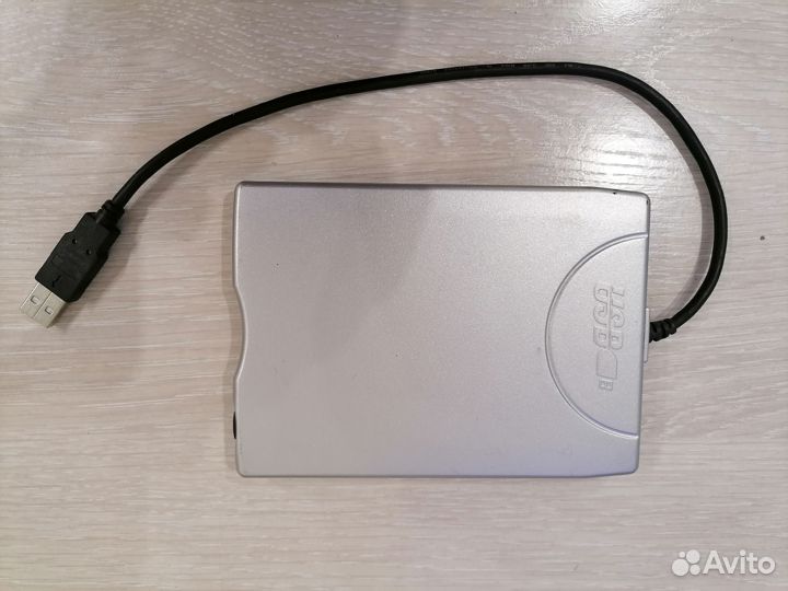 Комплектующие для пк HDD DDR2 FDD USB Cables