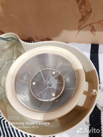 Соковыжималка Philips Cucina