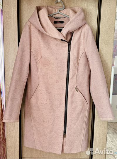 Пальто демисезонное р.48-50(XXL)
