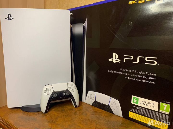 Sony PlayStation 5 Digital Edition 825 гб SSD