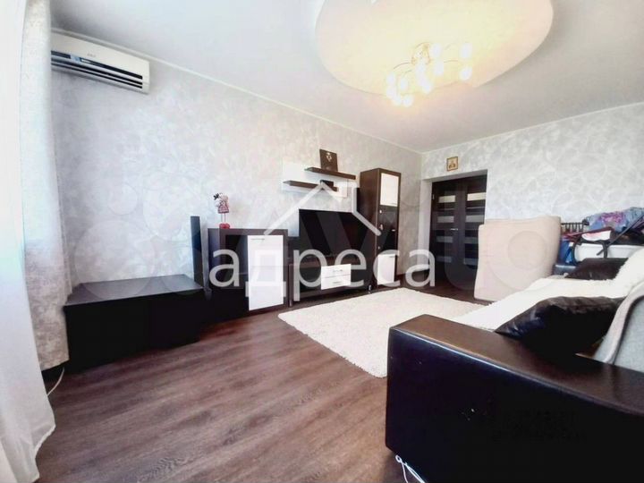 2-к. квартира, 80 м², 9/16 эт.