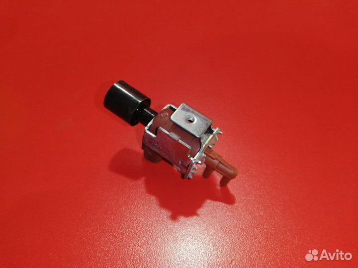 Вакуумный клапан Toyota Corolla Runx ZZE123 2ZZ-GE