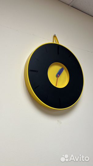 Продам часы настенные IKEA, пластиковые