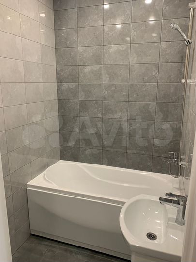 2-к. квартира, 54,1 м², 11/17 эт.