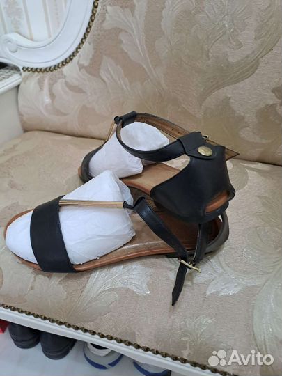 Босоножки женские39- 40 размер натуральная кожа