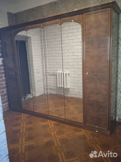 Шкаф Италия, от гарнитура Каролла