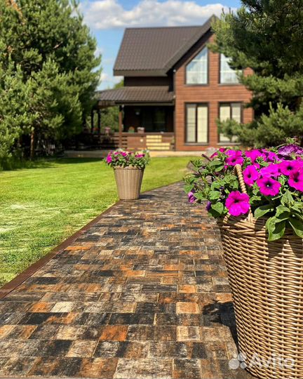 Укладка тротуарной плитки / брусчатки / Под ключ