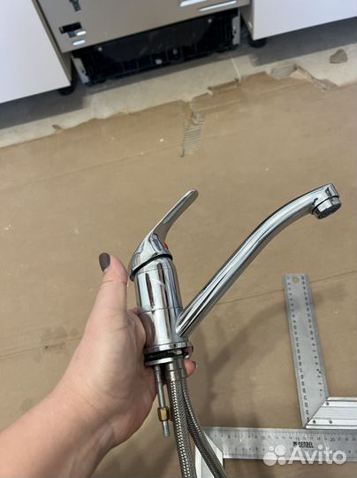Смеситель для кухни/ для раковины