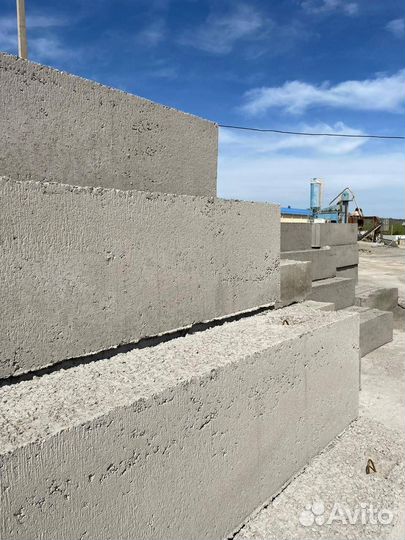 Фундаментный блок