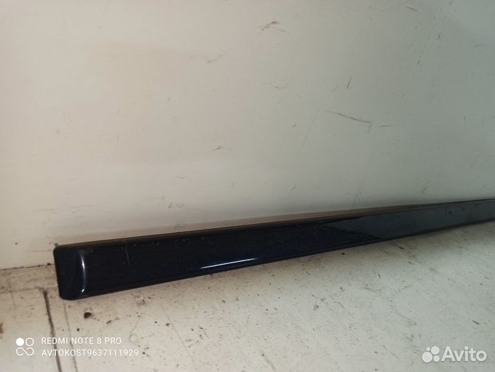 Молдинг двери передний левый BMW E39