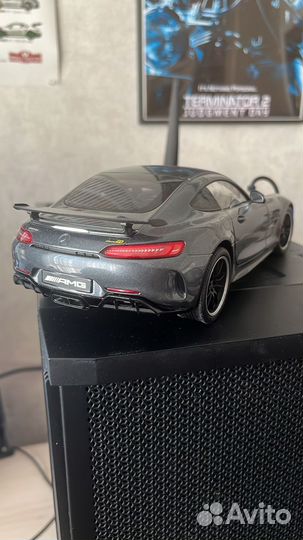 Mercedes AMG GT-R 1\18 Norev