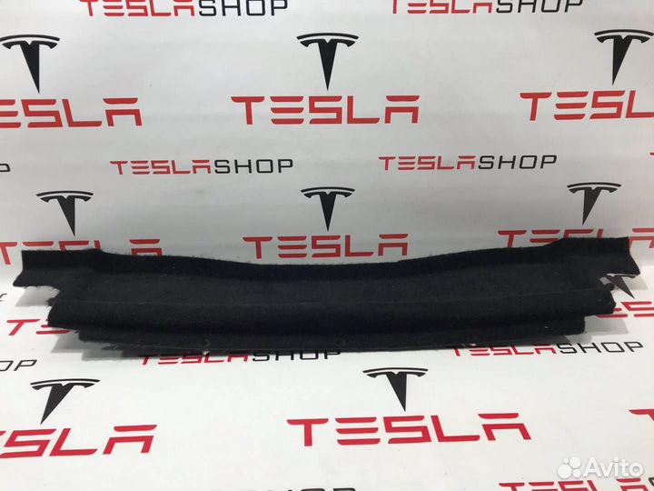 Панель отделки багажного отделения задняя Tesla