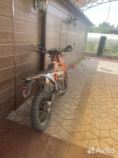 Regulmoto Crosstrec 300