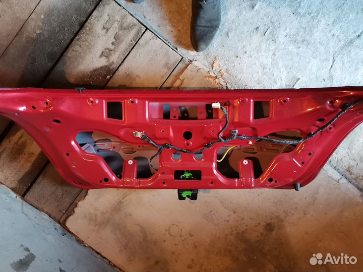 Задняя дверь KIA ceed 737001H300 в разборе