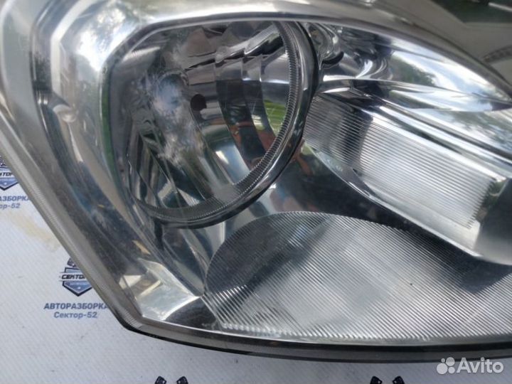 Фара правая Nissan Qashqai J10