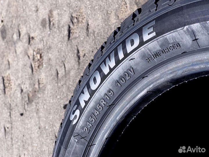 Sunwide Snowide 235/45 R17 134U