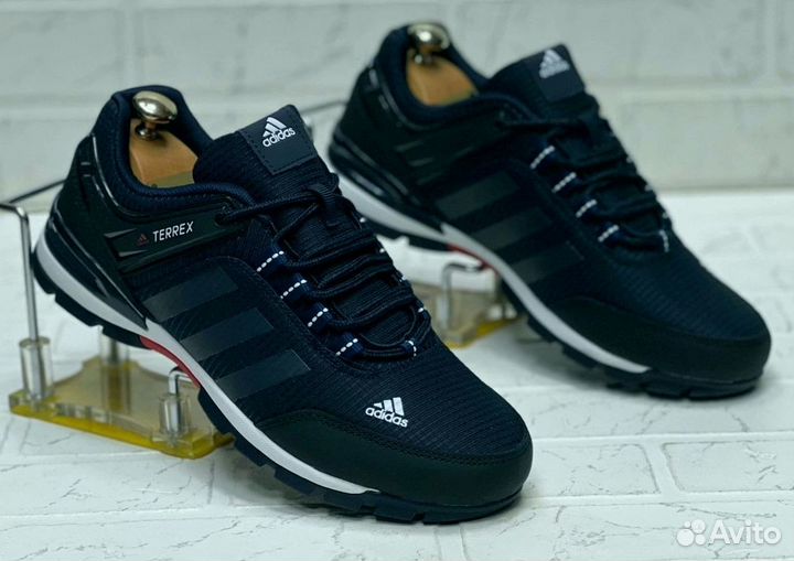Кроссовки Adidas Terrex осенние