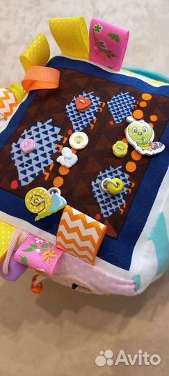 Развивающий бизикуб