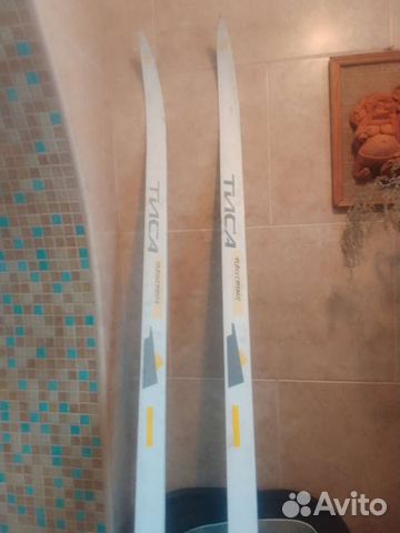 Лыжи беговые новые. Ретропластик длина 210 см