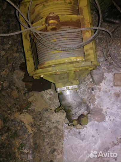 Лебедка гидравлическая