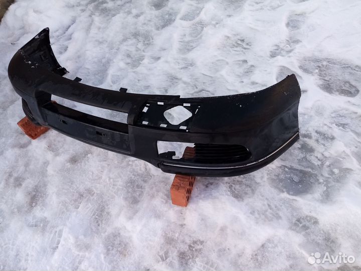Бампер передний на опель