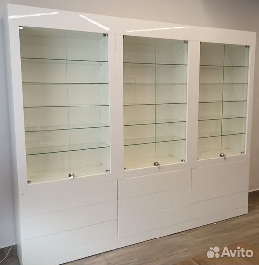 Витрины мдф для аптеки