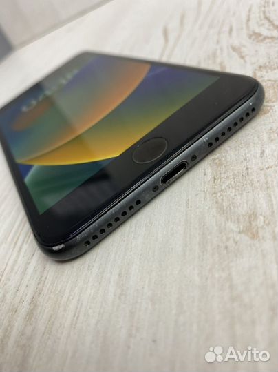 Смартфон apple iPhone 8 plus 3/64 гб