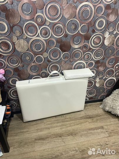 Кушетка косметологическая