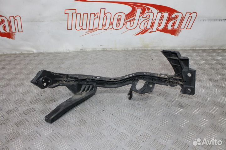 Кронштейн фары левый Subaru Impreza GJ GP / XV GP