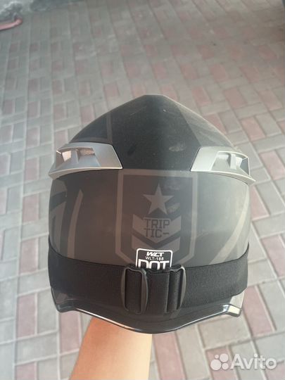 Шлем кроссовый