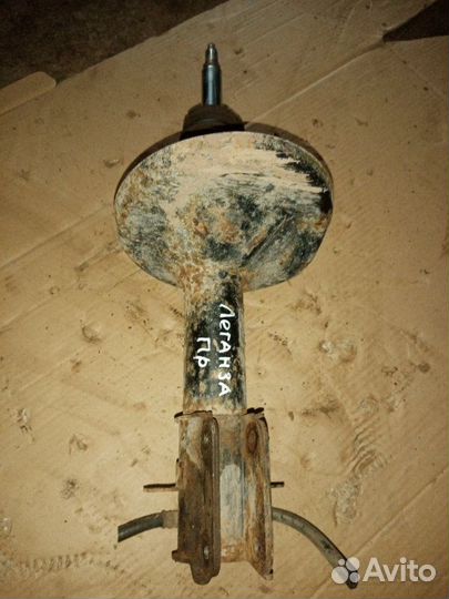 Амортизатор передний правый Daewoo Leganza C20SED