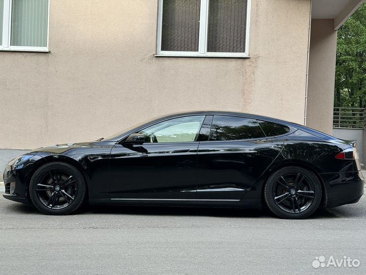 Tesla Model S 470 л.с. AT, 2013, 180 000 км