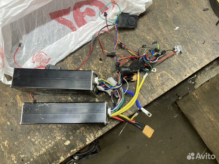 Запчасти для электросамоката syccyba