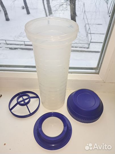 Стакан -шейкер 700 мл Tupperware