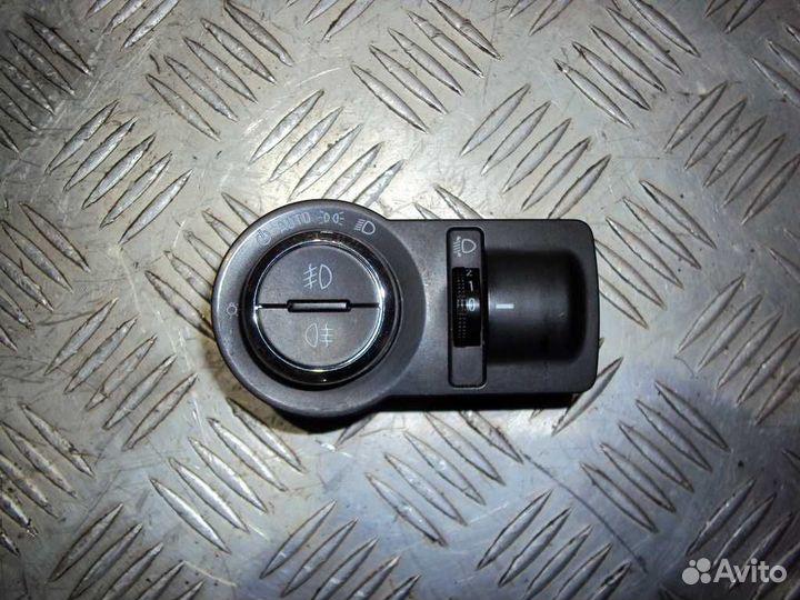 Блок управления светом Aveo T300 (12) Б\У