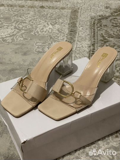 Босоножки 38