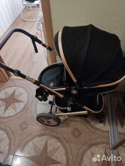 Прогулочная коляска 2 в 1